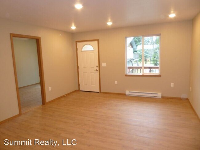 Building Photo - 4050 Delta Dr