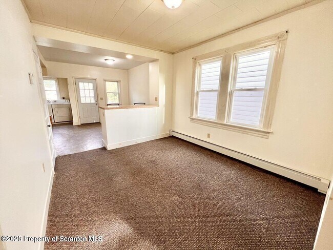 Foto del edificio - 1429 N Lincoln Ave