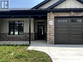 Building Photo - 1166 Jane St