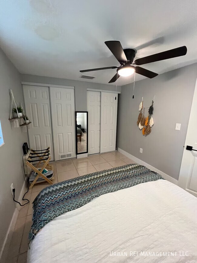 Foto del edificio - 9606 N 46th St