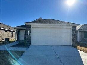 Building Photo - 1532 Elliott Rd