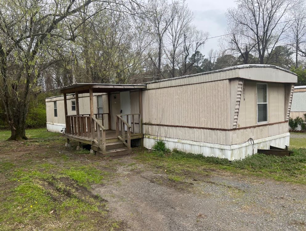 Primary Photo - 2119 Cliffwood Rd