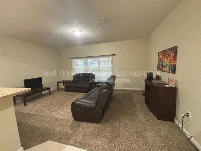 Building Photo - 13339 Solar Dr
