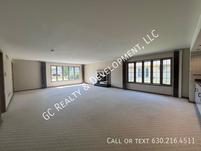 Building Photo - ***BLOOMINGDALE- BROOKDALE ESTATES / SPACI...