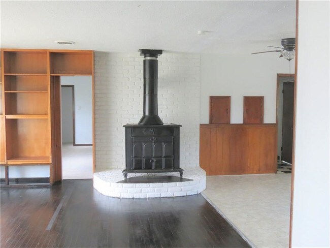 Building Photo - 14333 FM 121