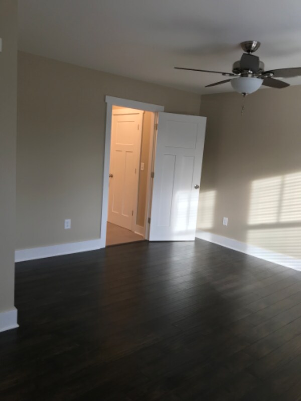 Building Photo - 335 Keeton Ave