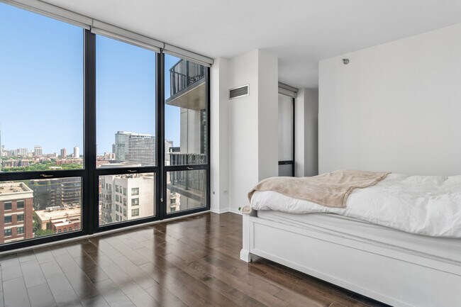 Foto del edificio - 435 W Erie St