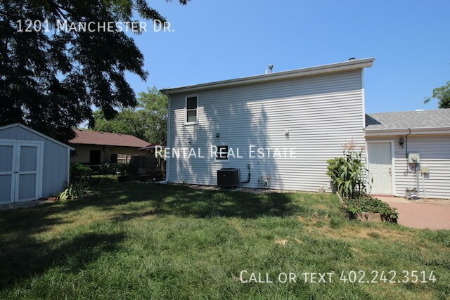 Building Photo - 1201 Manchester Dr