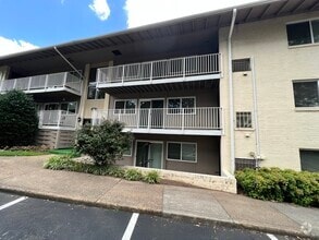 Building Photo - 808 Brook Hill Rd