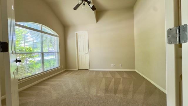 Foto del edificio - 921 Dover Castle Ln