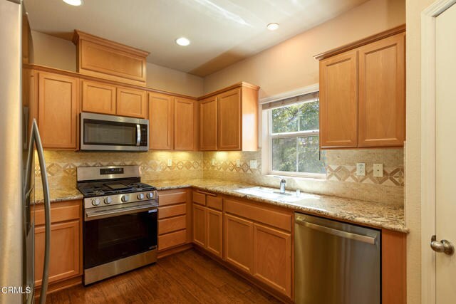 Foto del edificio - 3036 Moss Landing Blvd