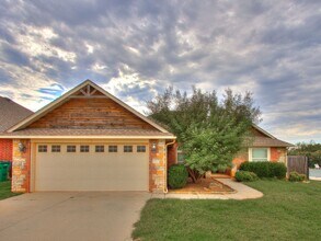 Building Photo - 16113 Capulet Dr