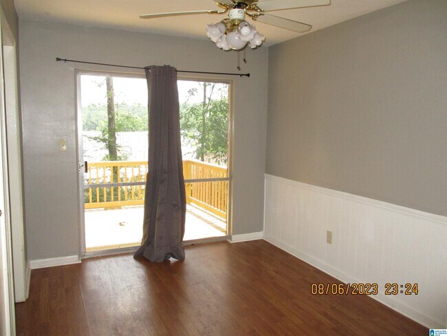 Foto del edificio - 2715 Southbury Cir
