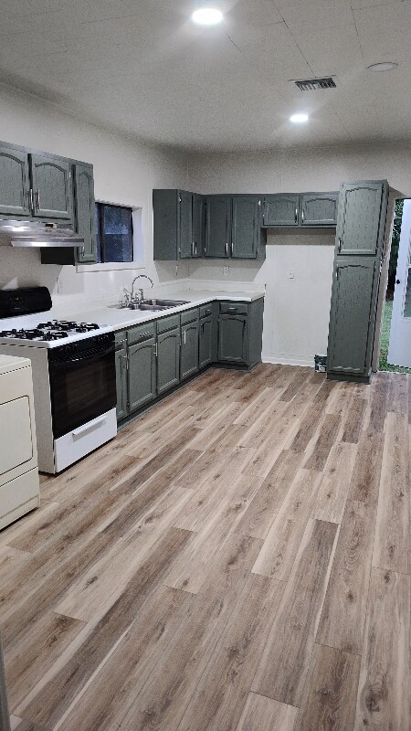 Foto principal - 1210 Roussell St