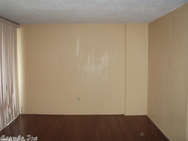 Foto del edificio - 700 E 9th St