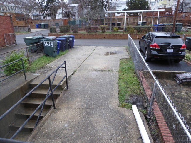 Foto del edificio - 3618 18th St NE