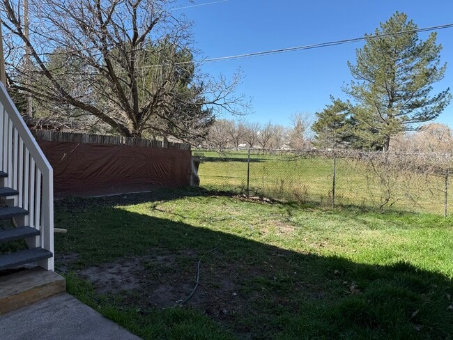 Building Photo - 451 N Montgomery St