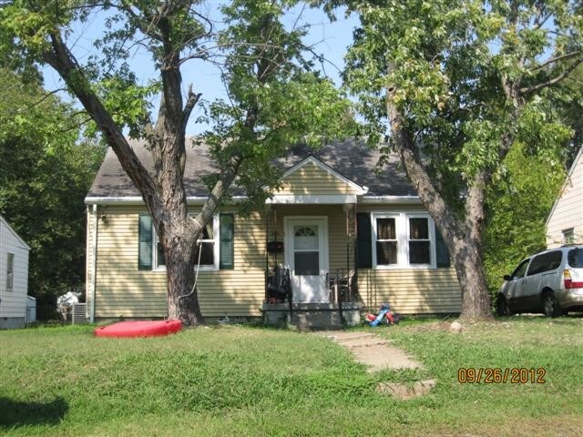 Building Photo - 2411 Alexander Ave