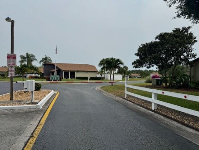 Foto del edificio - 6014 Indrio Rd