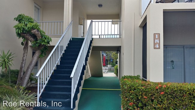 Building Photo - 1 br, 1 bath  - 184 117TH AVE UNIT 10
