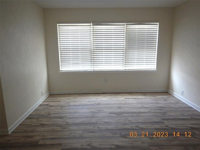 Foto del edificio - 518 NW 27th Ave