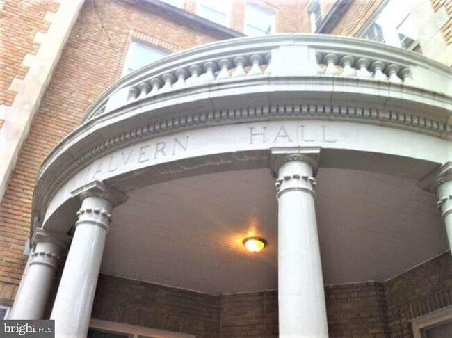 Foto del edificio - 6655 McCallum St