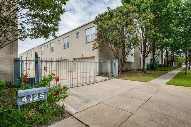 Foto del edificio - 4125 Cole Ave