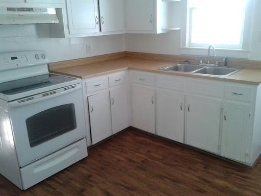 Building Photo - 108 Sunset Dr
