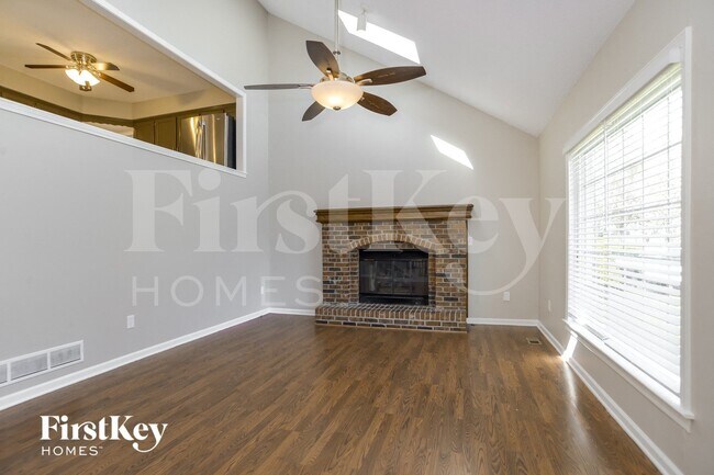 Foto del edificio - 8530 Alden Ln