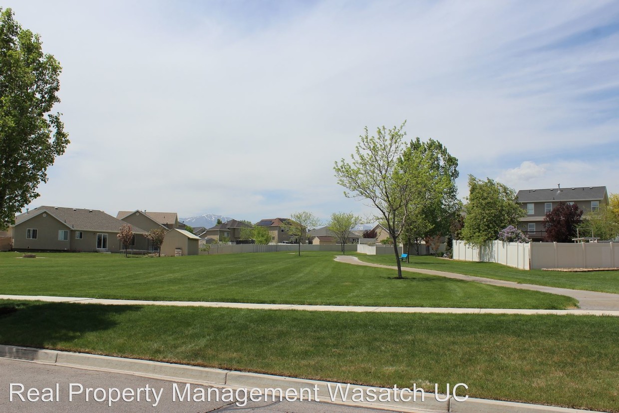 Building Photo - 3 br, 2 bath House - 368 Cinnamon Cir.
