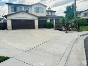 Building Photo - 7943 Tallow Tree Cir