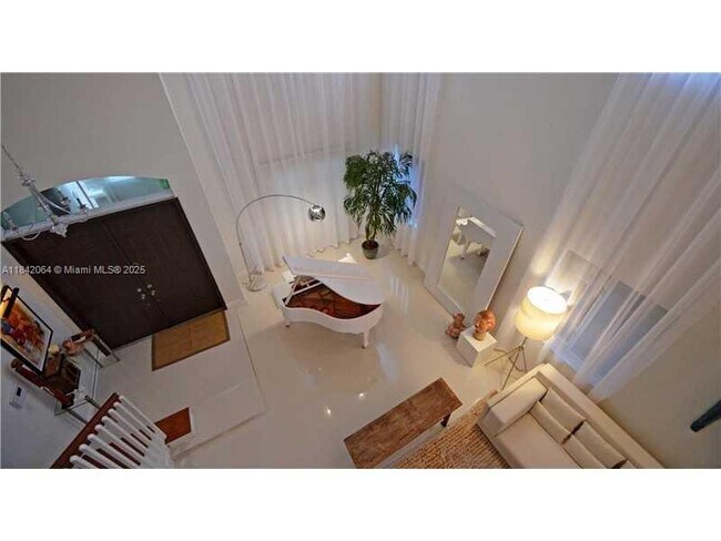 Foto del edificio - 15384 SW 22nd Terrace