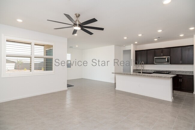 Foto del edificio - 4678 W Tristan Trl