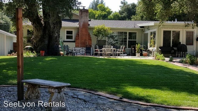 Building Photo - 4 br, 2 bath House - 5505 Portola Road
