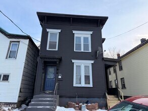 Building Photo - 51 Arch St