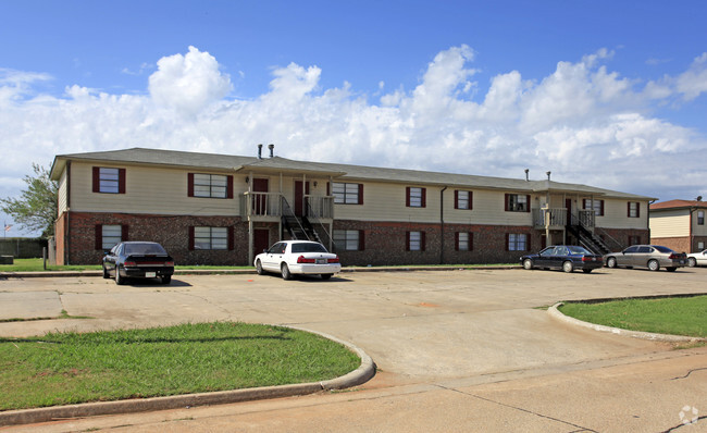 Building Photo - Westchester Way Apartments