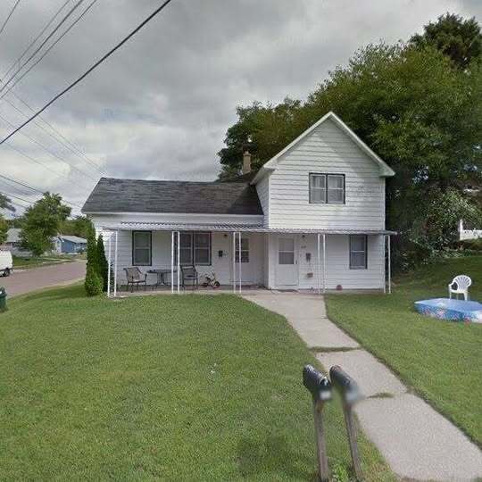 Primary Photo - 403 Oak Ave S
