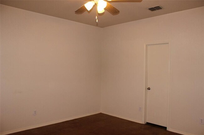 Building Photo - 253 Baughman Hill Rd