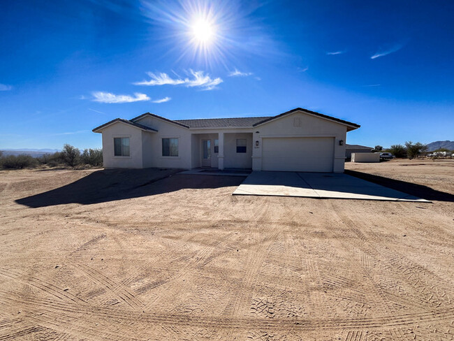 Building Photo - 4Bed/2Bath House in Rio Verde! $199 MOVE-I...