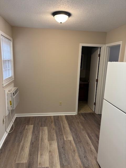 Foto del edificio - 1090 N Guignard Dr