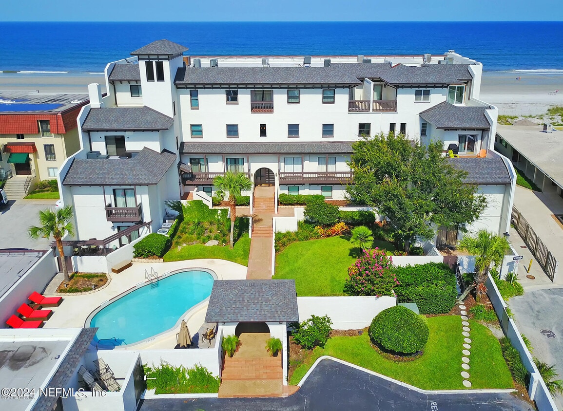 2415 Costa Verde Blvd Unit 206