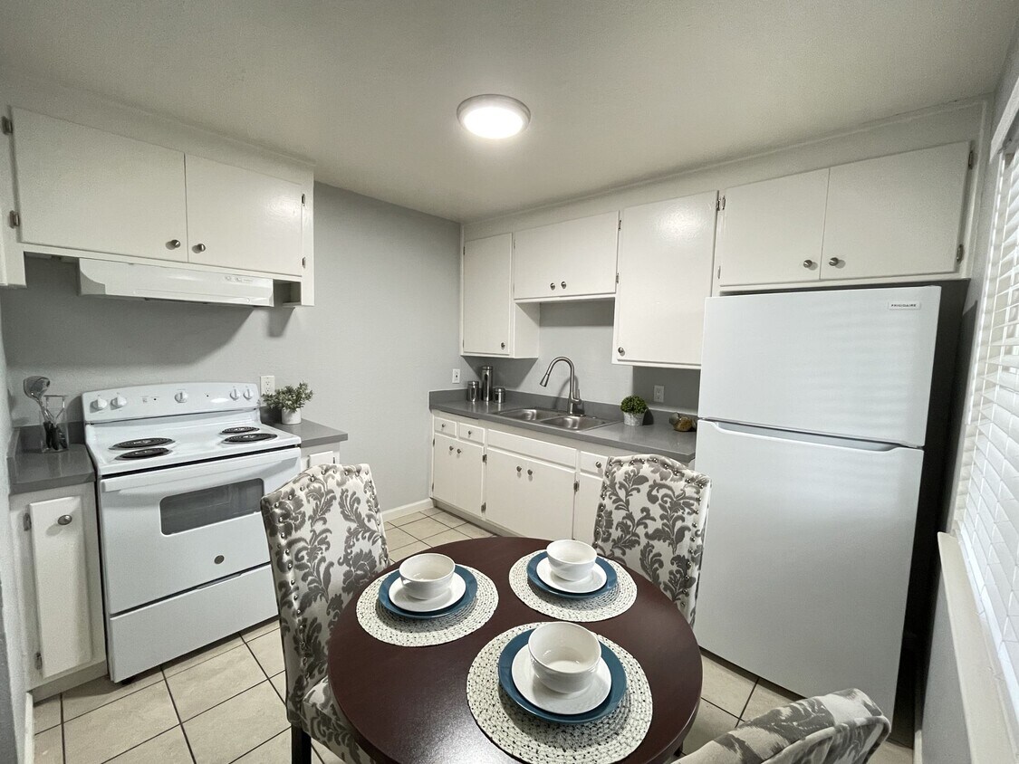 Foto principal - 3544 Auburn Blvd