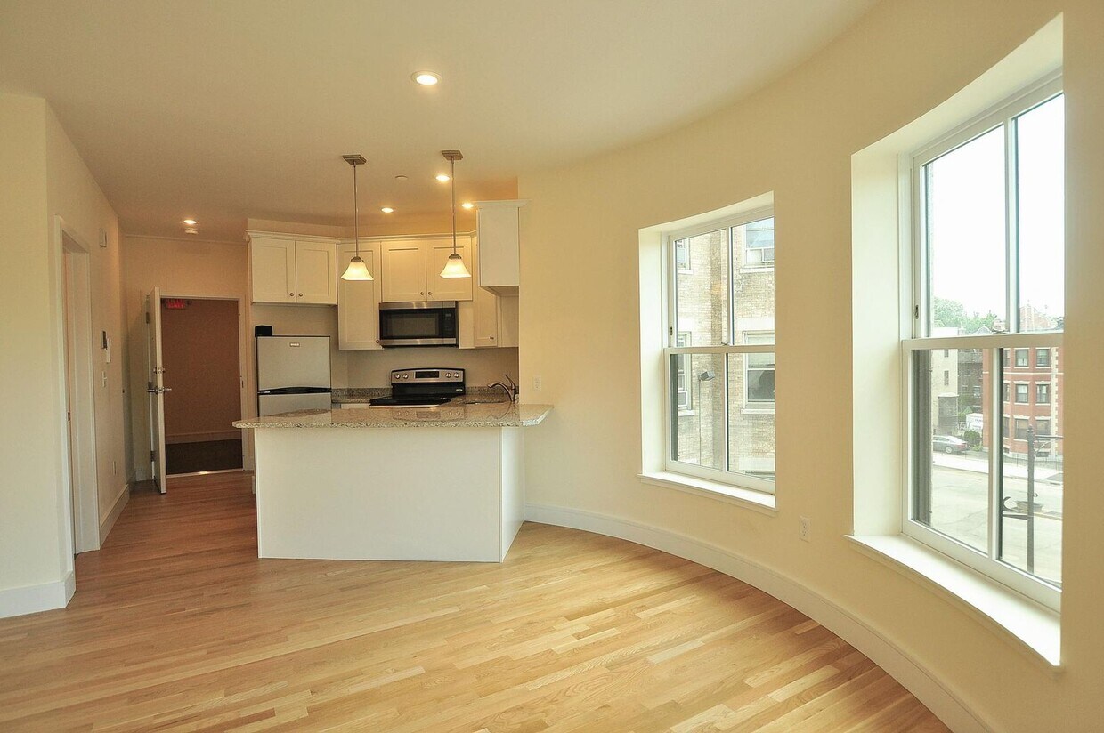 Foto principal - 885 Beacon St