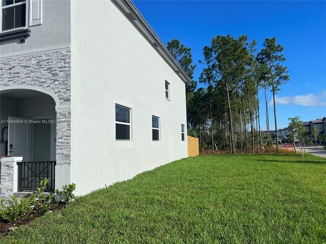 Foto del edificio - 16221 SW 290th Terrace