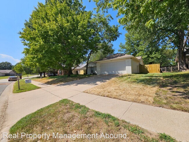 Building Photo - 3 br, 2 bath House - 1220 W Los Angeles Ci...