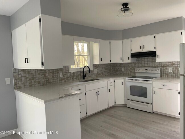 Foto del edificio - 149 Schlittler Rd
