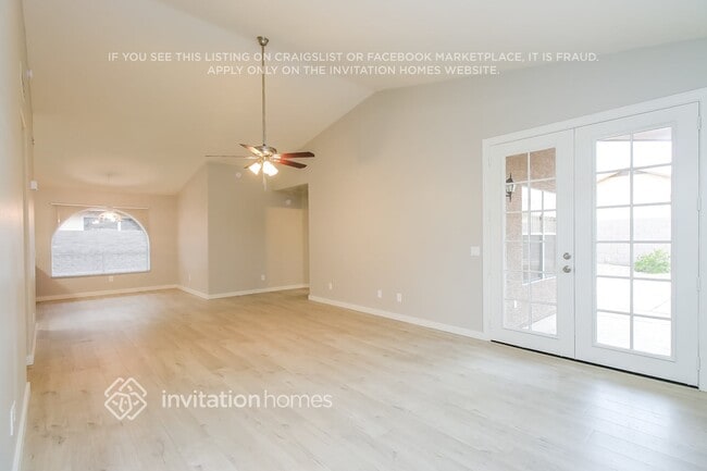 Building Photo - 3844 E San Remo Ave