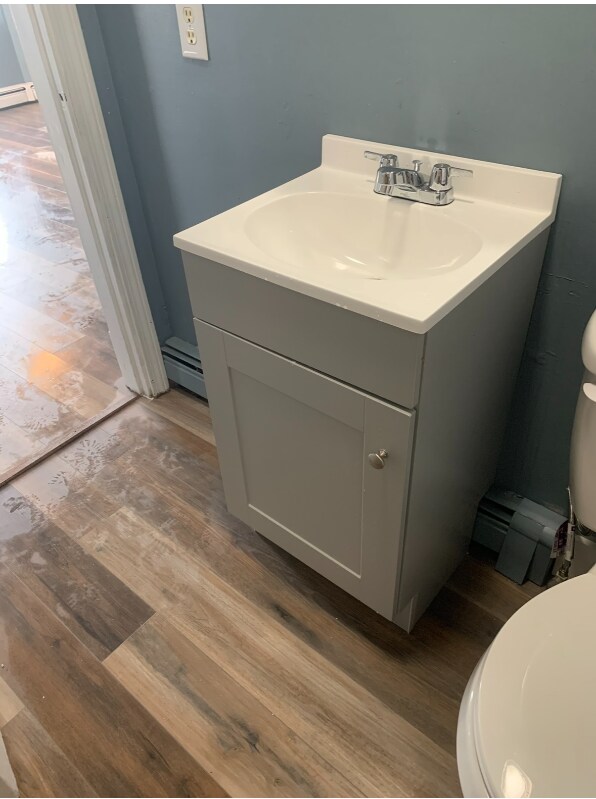 Foto principal - 376 N Elm St