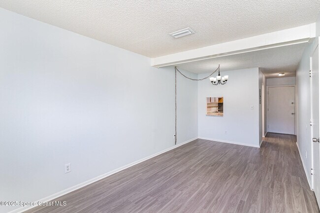 Foto del edificio - 204 Seminole Ave W