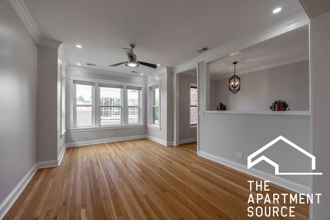 Foto del edificio - 3055 N Kimball Ave